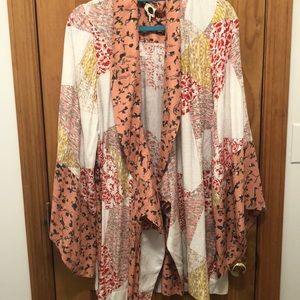 ✨Anthro Beautiful Robe✨